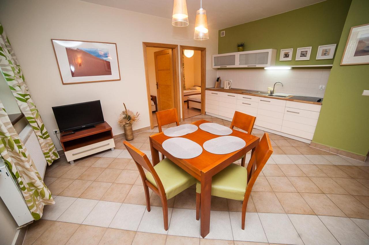 Apartamenty Dom Na Wzgorzu Gardenia Stronie Śląskie Exterior foto